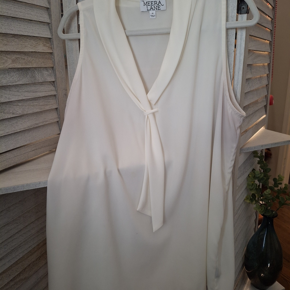 Mera Lane Sophisticated Ivory Blouse